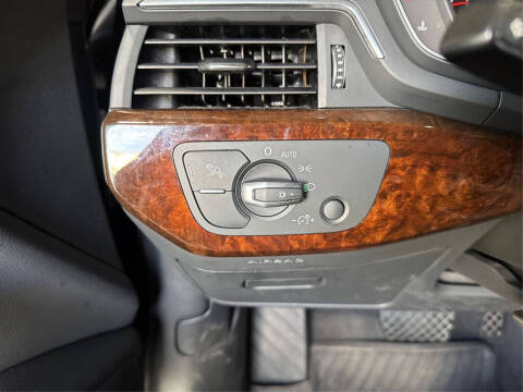 2019 Audi A4 Premium Plus 40 TFSI