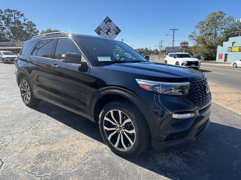 2021 Ford Explorer ST's photo
