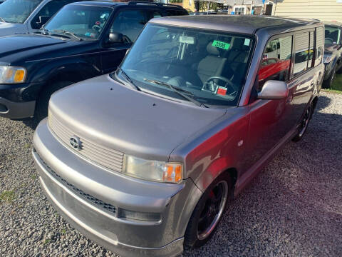 2004 Scion xB for sale at Trocci's Auto Sales in West Pittsburg PA