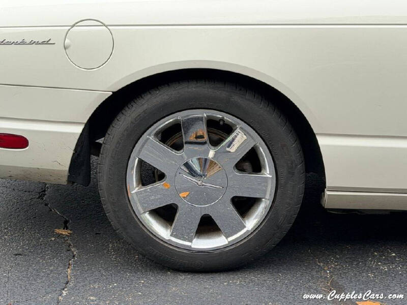 2002 Ford Thunderbird Deluxe