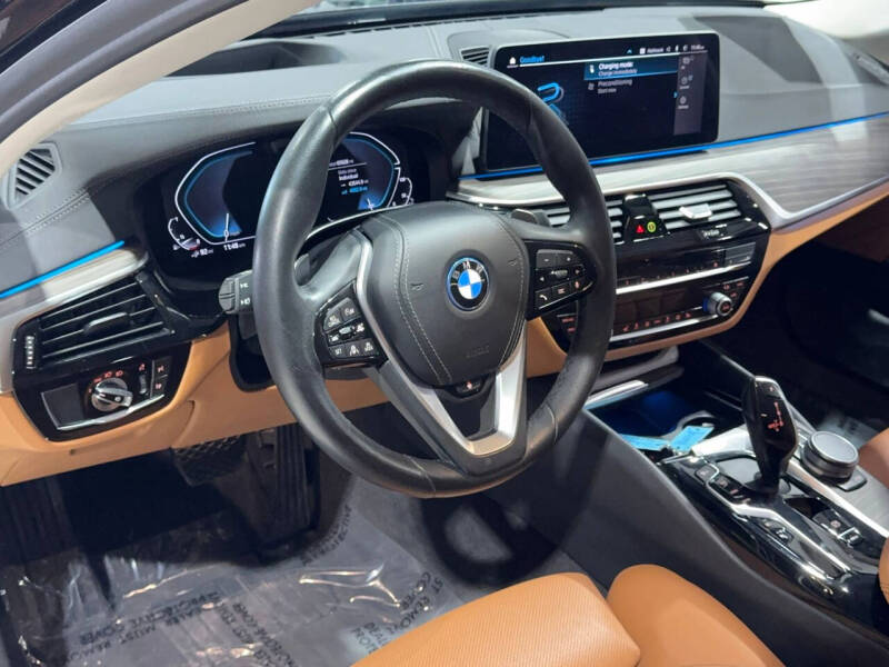 2022 BMW 5 Series 530e xDrive