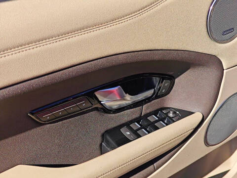 2017 Land Rover Range Rover Evoque SE Premium