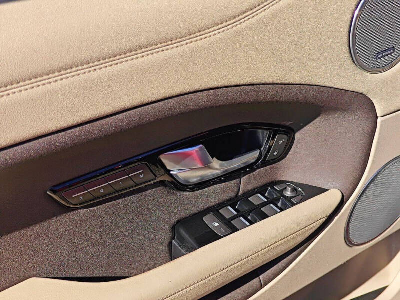 2017 Land Rover Range Rover Evoque SE Premium