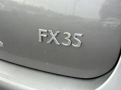 2011 Infiniti FX35