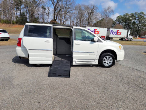2011 Chrysler WHEELCHAIR VAN