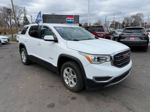 2017 GMC Acadia SLE-1