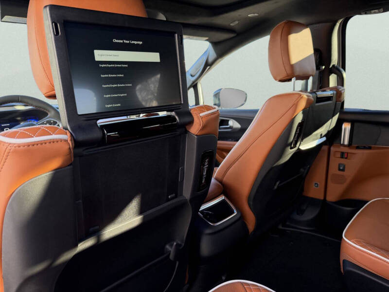2026 Chrysler Pacifica Pinnacle