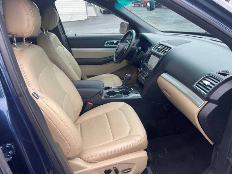 2017 Ford Explorer XLT