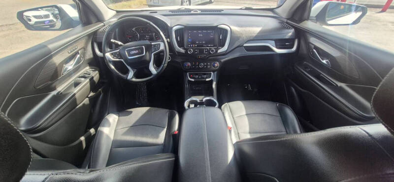 2023 GMC Terrain SLT