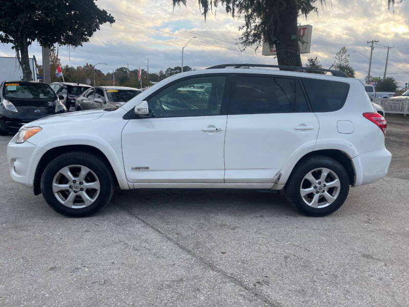 2011 Toyota RAV4 Limited photo 5