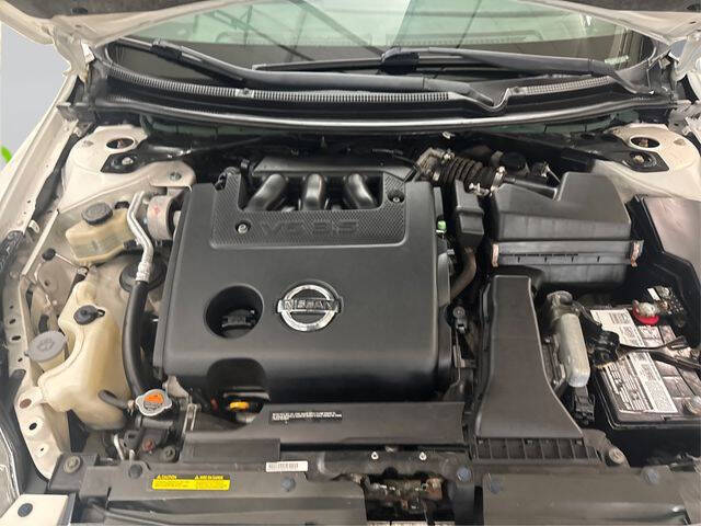 2009 Nissan Altima 3.5 SE