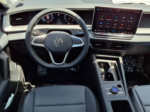 2025 Volkswagen Tiguan SE 4Motion