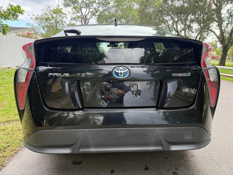 2016 Toyota Prius Two Eco