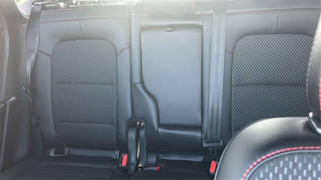 2025 Ford Escape Hybrid ST-Line