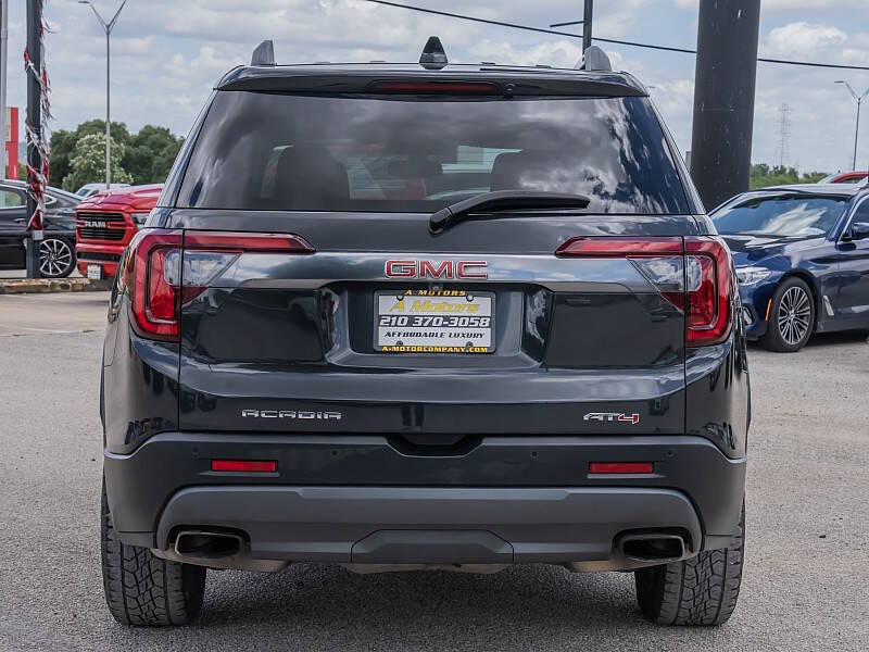 2020 GMC Acadia AT4