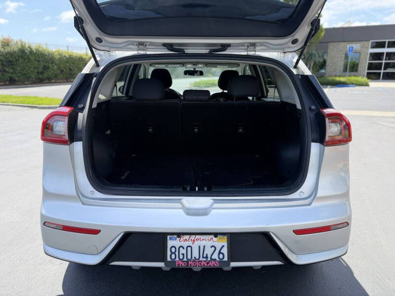 2017 Kia Niro FE
