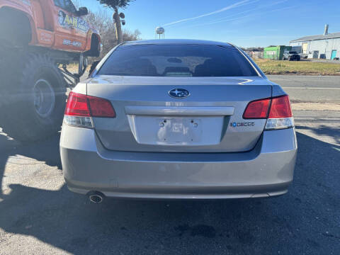 2011 Subaru Legacy 2.5i Premium