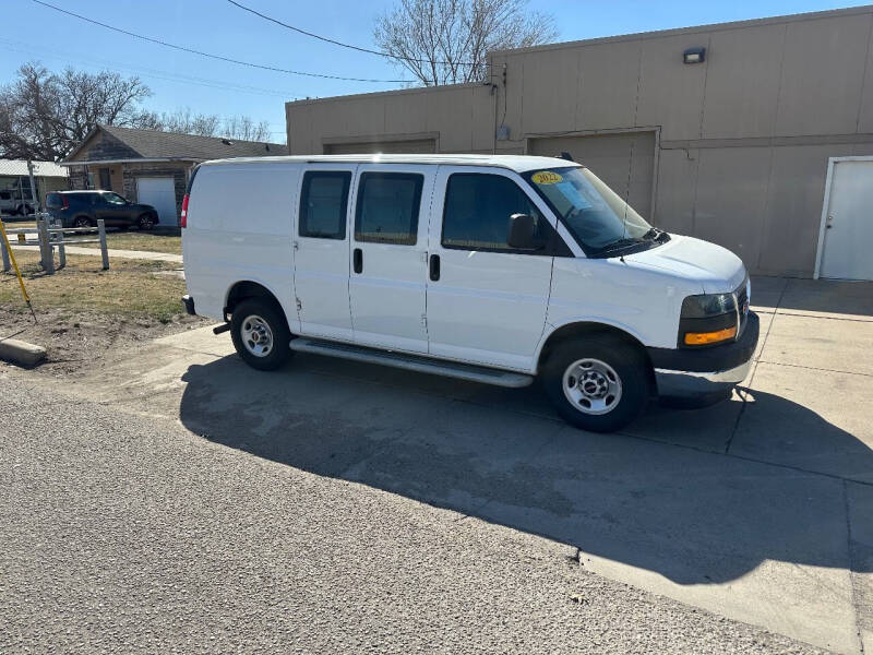 2022 GMC Savana 2500