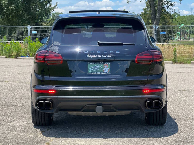 2017 Porsche Cayenne Turbo