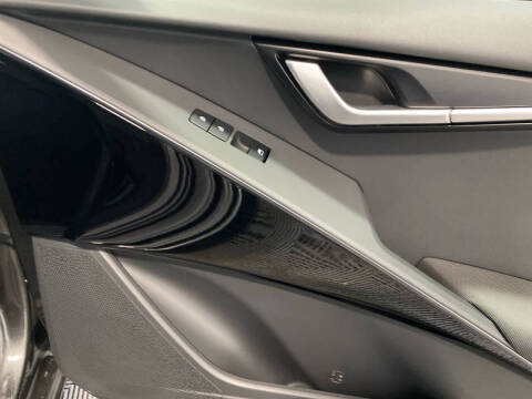 2025 Kia Niro EV Wind