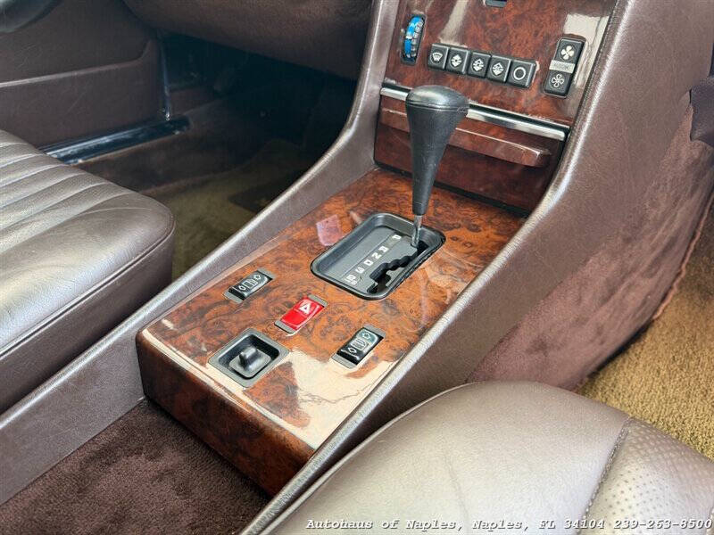 1988 Mercedes-Benz 560-Class 560 SL