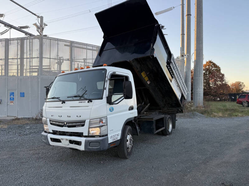 2012 Mitsubishi Fuso FE180