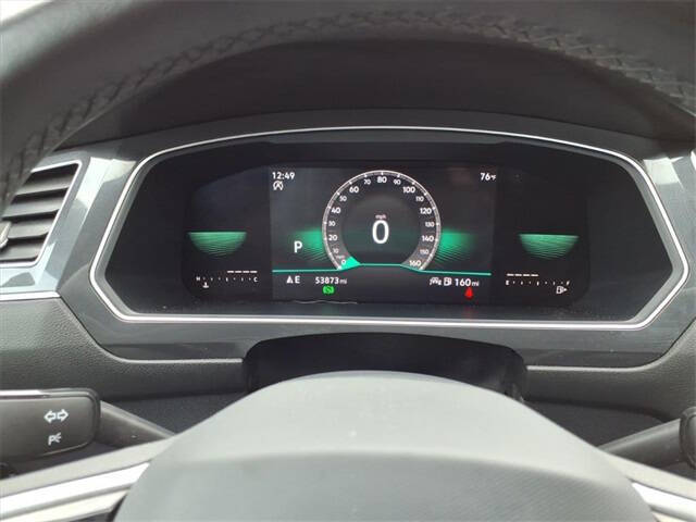 2023 Volkswagen Tiguan SE R-Line Black