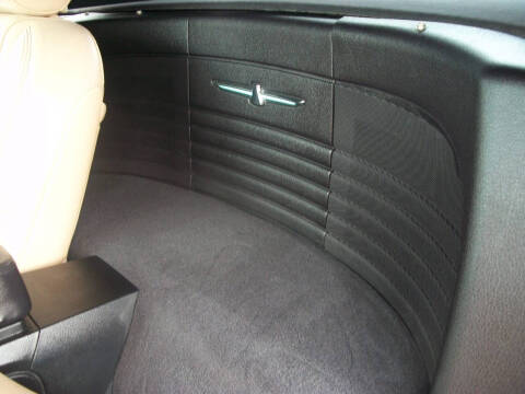 2005 Ford Thunderbird Deluxe