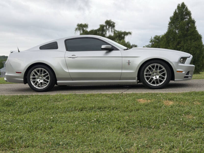 2013 Ford Mustang V6