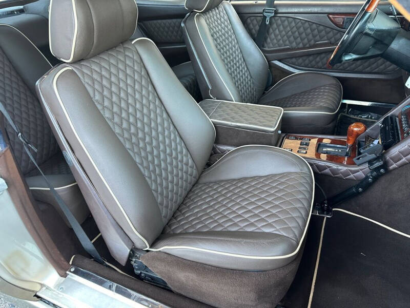 1987 Mercedes-Benz 560-Class 560 SEC