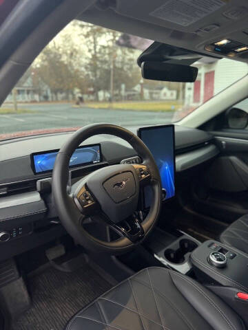 2021 Ford Mustang Mach-E California Route 1