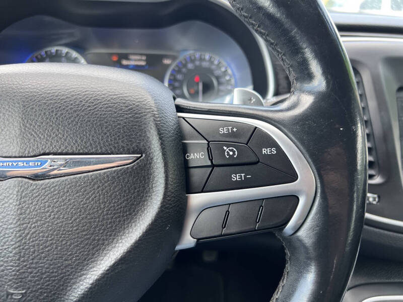 2015 Chrysler 200 C