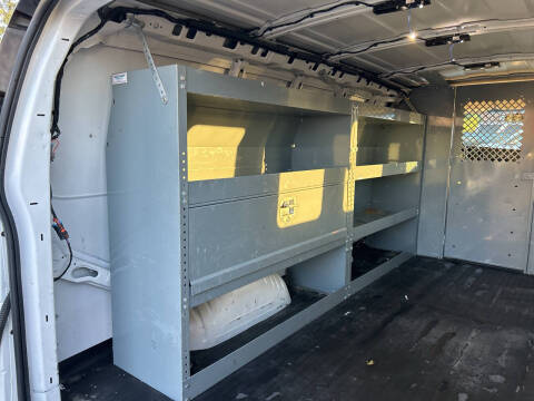 2017 GMC Savana 2500