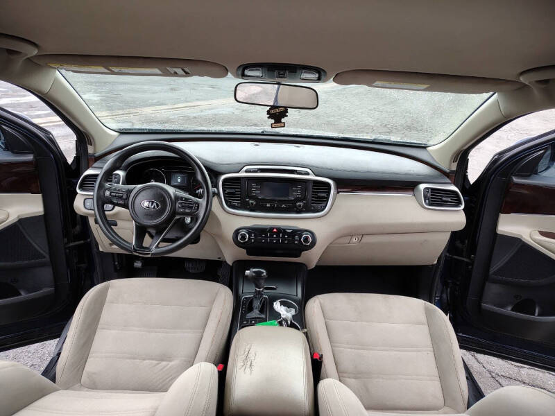 2018 Kia Sorento LX V6