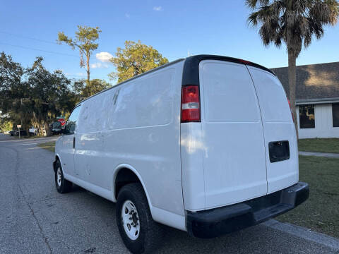 2017 Chevrolet Express 2500