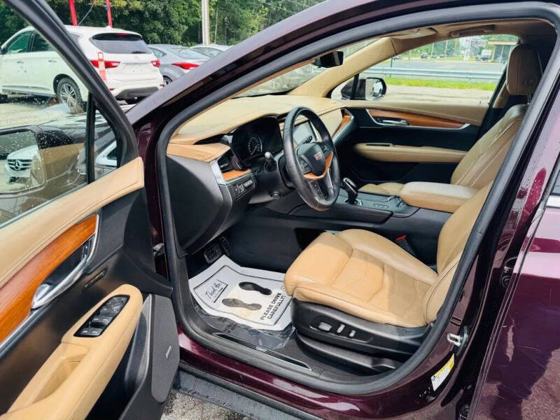 2017 Cadillac XT5 Platinum