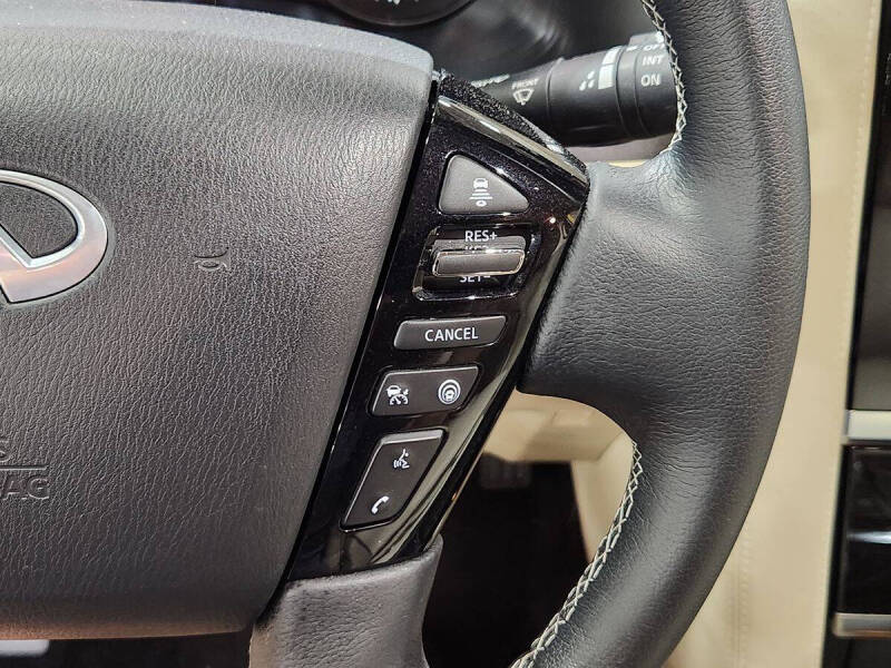 2022 Infiniti QX80 Luxe