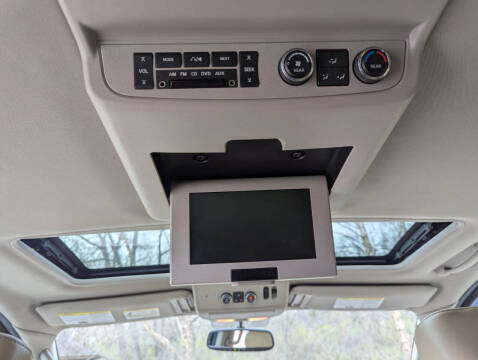 2011 Nissan Armada Platinum