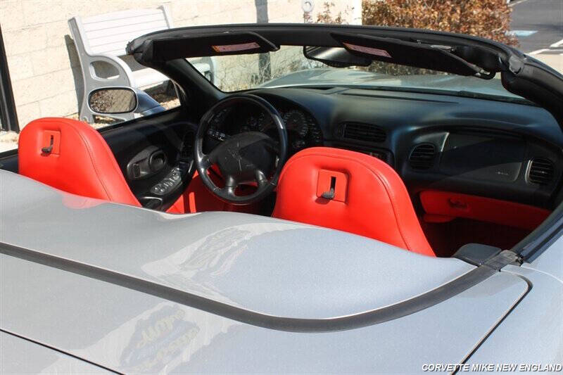 2001 Chevrolet Corvette 72
