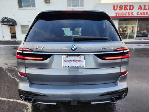 2023 BMW X7 xDrive40i