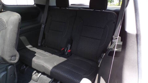2017 GMC Acadia SLE-2