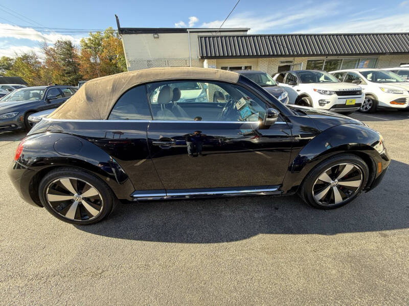 2013 Volkswagen Beetle Convertible Turbo