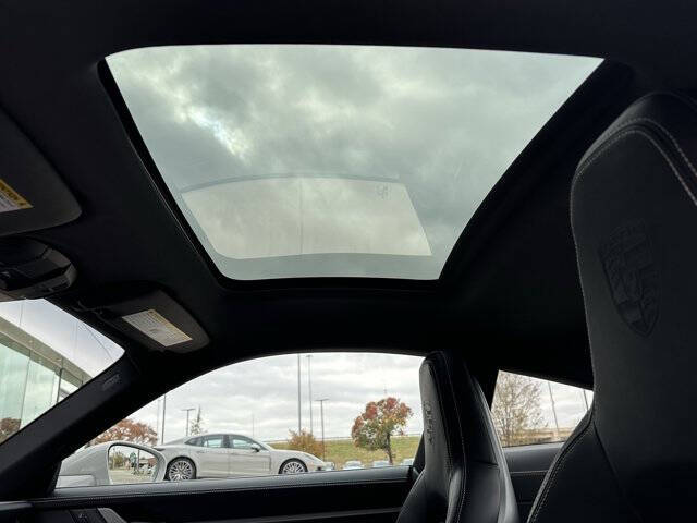 2026 Porsche 911 Carrera