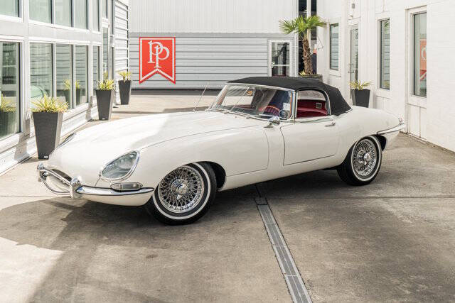 1966 Jaguar E-Type 9