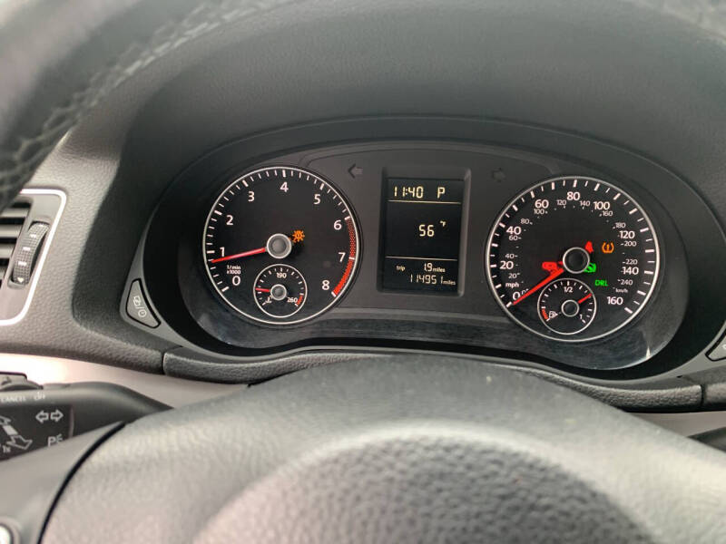 2014 Volkswagen Passat 1.8T Wolfsburg Edition PZEV