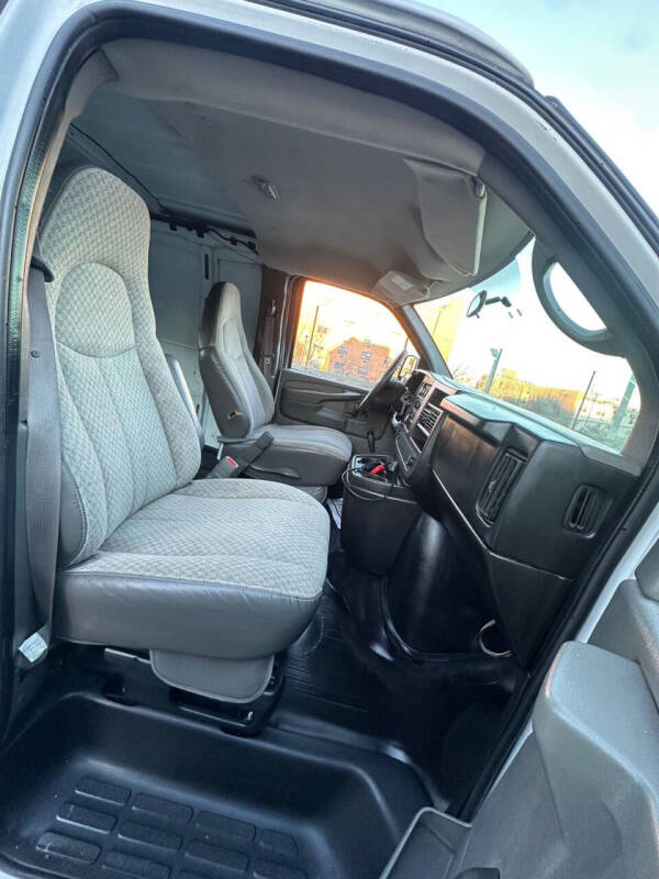 2009 Chevrolet Express 2500