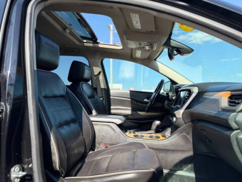 2017 GMC Acadia Denali