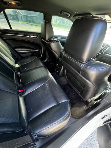 2017 Chrysler 300 S