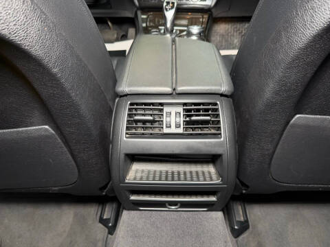 2016 BMW 5 Series 528i