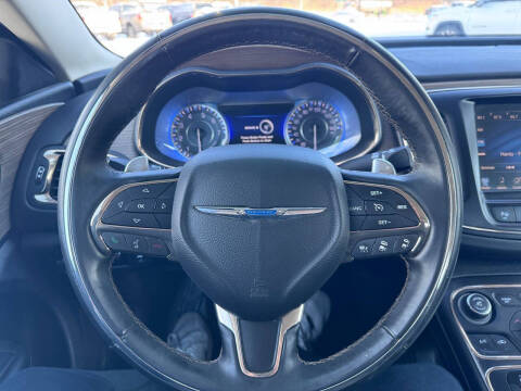 2016 Chrysler 200 C